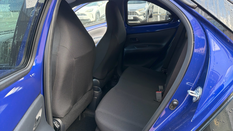 Toyota Aygo X 1.0 VVT-i Edge 5dr Petrol Hatchback